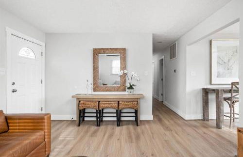 Newly Renovated Retreat 30mins to Downtown Indy - Photo 29