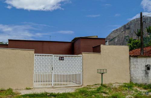 Casa Rodeada de Verde c Hidro e Churrasqueira - Foto 35