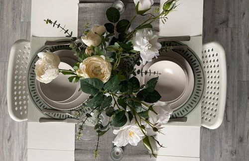 Spacious Flat! Sleeps 7, Pet Friendly and Parking - Photo 41