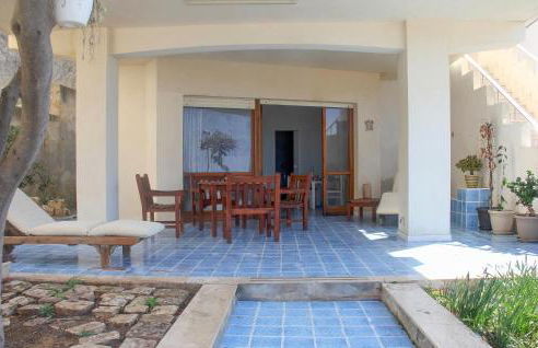 Gorgeous Apartment In Cava D'aliga - Foto 7