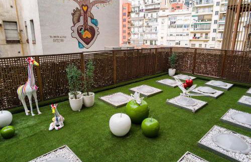 Apartosuites Jardines de Sabatini - Photo 14