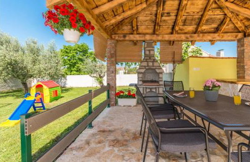 Awesome Apartment In Gornje Rastane - Foto 19