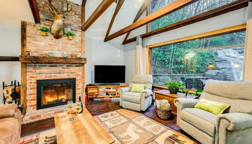 Hidden Gem Falls Cabin with Creek and Game Room - Foto 3