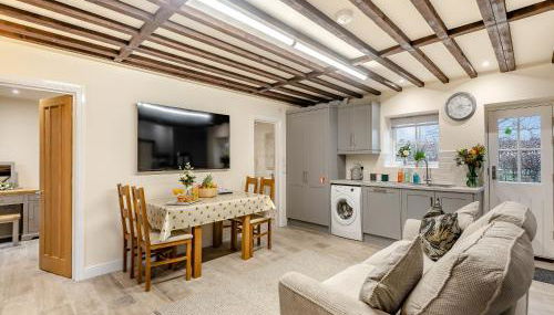 Two Chainbridge Barns - Foto 1