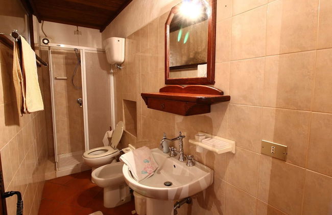 Historic Castle With View - Photo 14