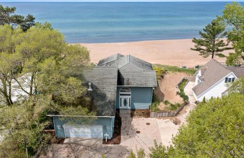Beachside Getaway private Lake Michigan Beach Frontage - Foto 40
