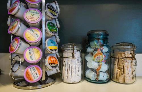 Wine Moose w Hot tub Fireplace Sauna 9min to Mt Snow - Foto 40