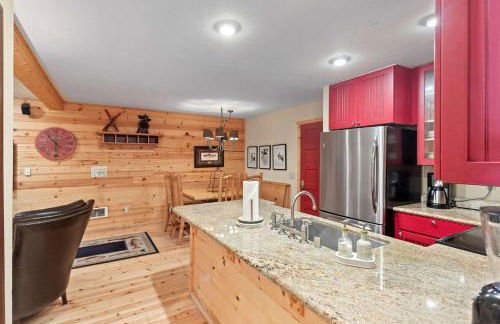 Chamonix #15 - Cozy Mtn Retreat with Fireplace - Foto 21