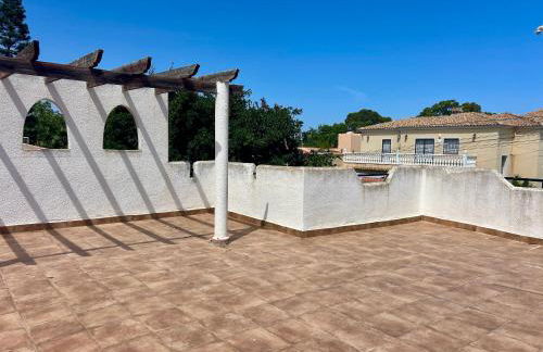 Villa with Pool, Chill-Out & BBQ - Foto 30