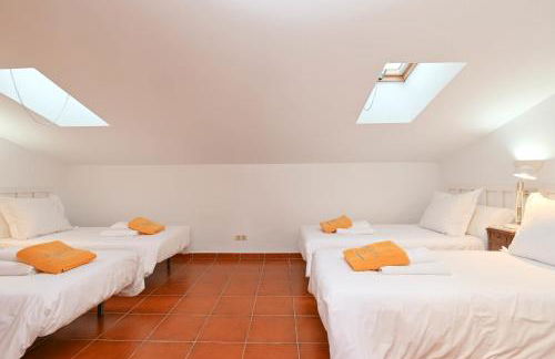 Bonita stay B Beach 1ªlínea, fibra, AA, BBQ, pool - Foto 23