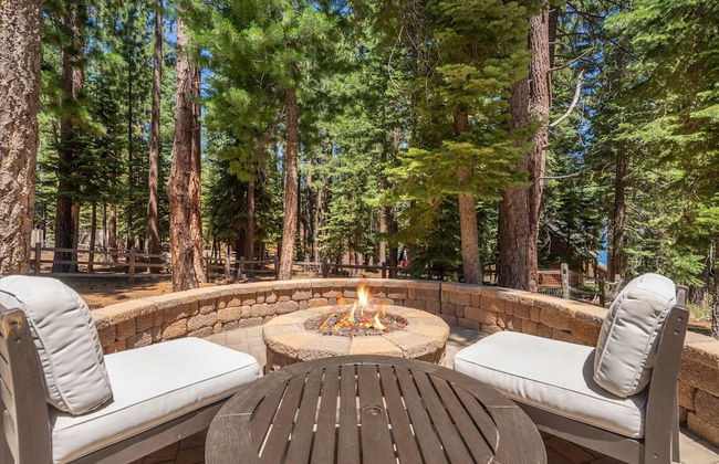 Central Clean Home with Hot Tub Near Ski - Photo 20