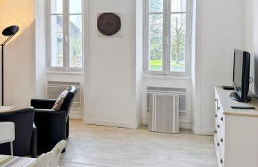 La maison Hortensias Vic-Sur-Cère - 6pers - Foto 23