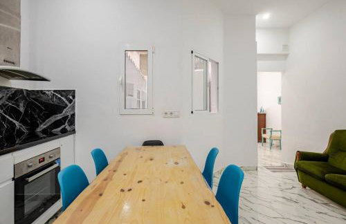 Apartamento con Calefacción y parking privado - Photo 2