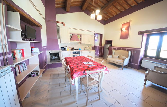 Spoleto Poolside - apt Sleeps 4 on Beautiful Campus - 1 km max Spoleto Central - Photo 5