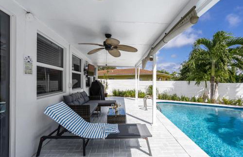 3BR 2BA Heated Pool Home Pool Table Great Location - Foto 23