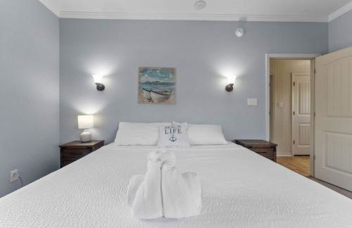 Spacious Foley Retreat Sleeps 12 Game Room Theater - Photo 22