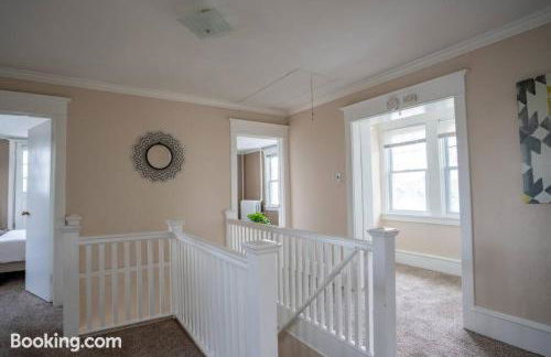 AC 6BR2BA Quiet Island House Near Casinos - Foto 5