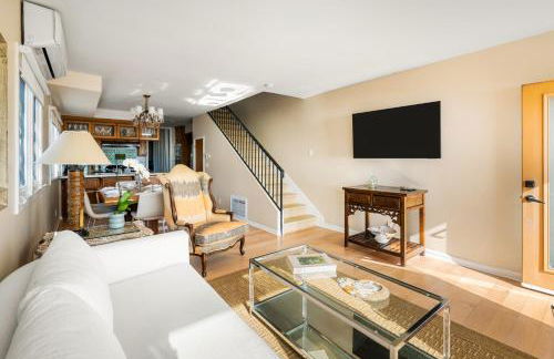 New Listing The Nautilus Manhattan Beachfront Retreat - Foto 50