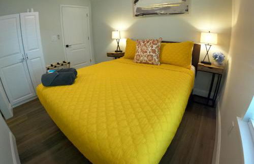 Steps to Trolley Stop 11 Renovated Home with Free EV Station - Foto 23