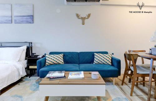 The Moose #11 - Luxe Modern loft with King Bed, Free Parking & Wi-Fi - Foto 2