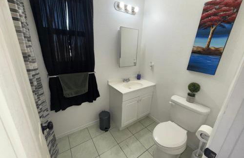 Flowers Downtown Apt Free Parking - Foto 19