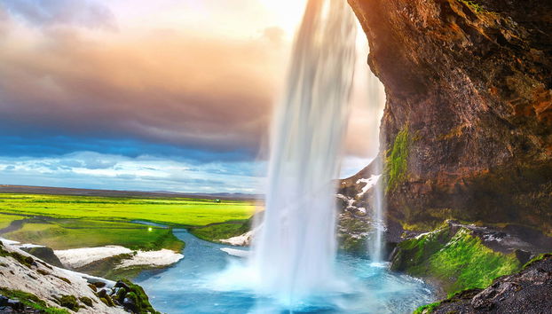 Waterfalls & South Coast Tour