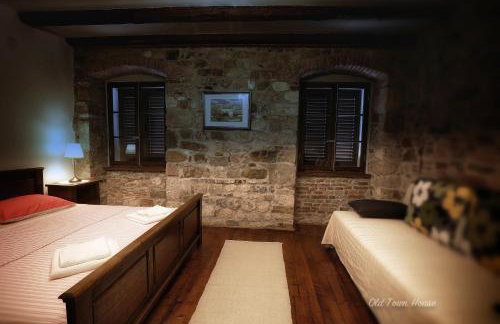 Old town house - Photo 19