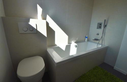 Superbe villa piscine proche ville et mer au calme - Foto 37