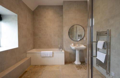 Falcon Steading - Photo 13