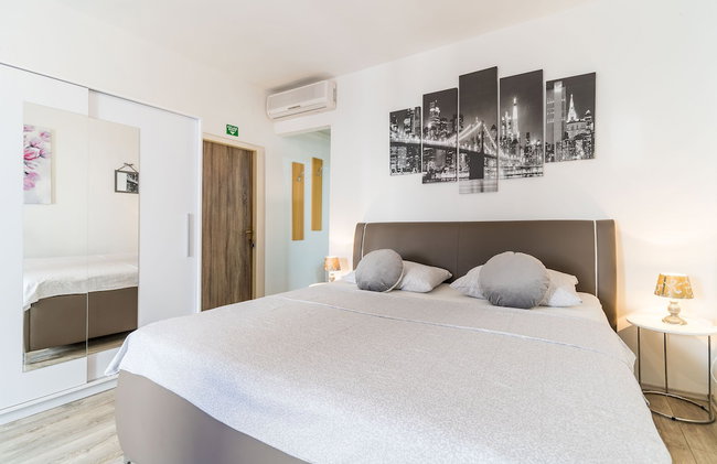 Apartments Sara - Photo 15