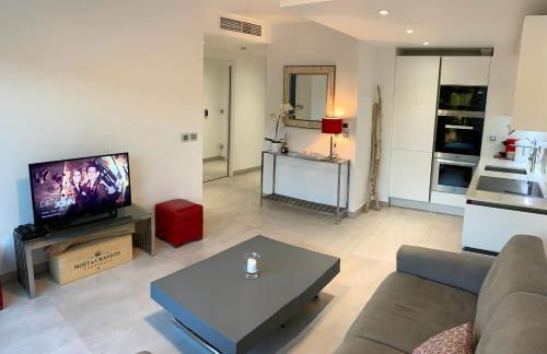 Exclusive Resort Apartments with parking , gym and sauna - Photo 15