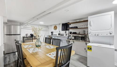 Airport Haven - Cozy 2BR Apt 5 Min Away - Foto 5