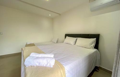 Casa Individual com 2 suítes, cozinha completa, Internet privativa 300MBPS, região bem sossegada com comercios diversos ao redor - Foto 7