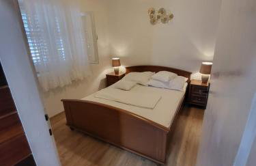 Rustic Home Maslenica - Photo 14