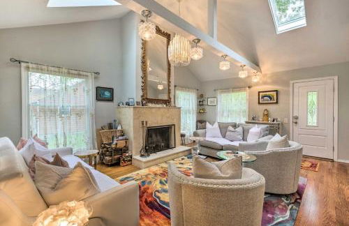 Cute East Hampton Cottage with Patio - Walk to Beach - Foto 3