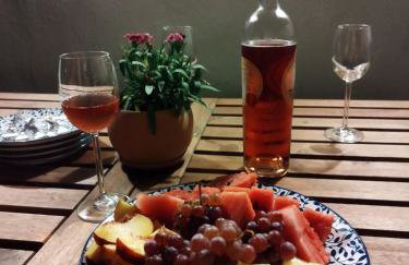 Vintage Garden House - Photo 36