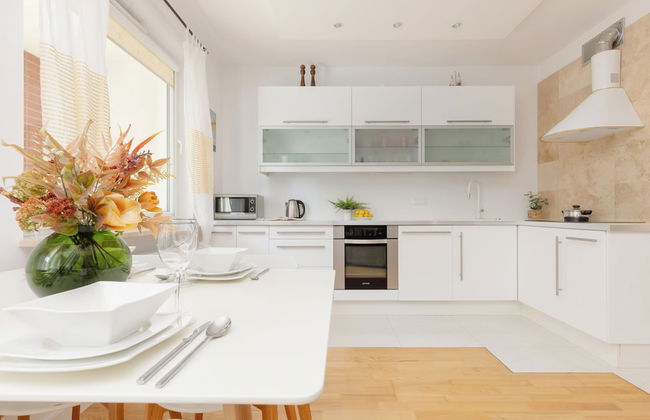 Fort Bema Apartment by Renters - Foto 30