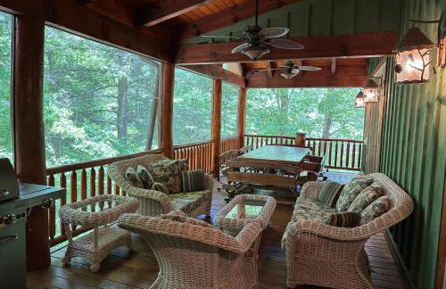 Luxury Mountain Retreat with views, fire pit, and creek - Foto 13