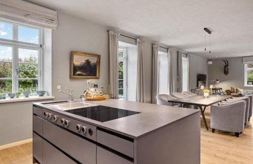 GUT KLETKAMP "Försterei" - Freistehendes Backsteinhaus mit 4 Schlafzimmern ruhig am Waldrand gelegen I Kamin I Garten & Terrasse I 15 Min zur Ostsee I 3 Bäder I Küche I Parkplatz I WLAN - Foto 18