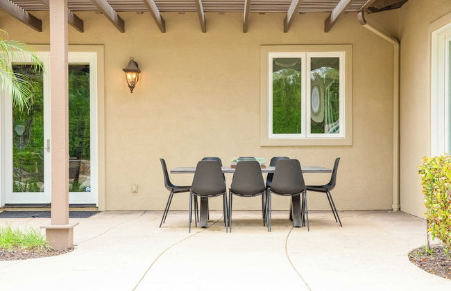 Secluded Estate Exclusive Views of Wine Country + Private Home Theater Twilight Vines by Avantstay - Foto 34