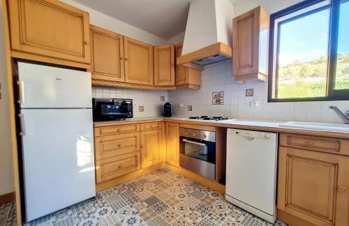 Maison sur la place du marché à St Chinian - Foto 5