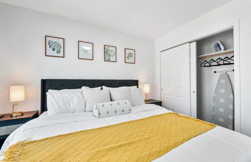 NYC 20min, Sleeps 10, Free Parking, Patio - Foto 16