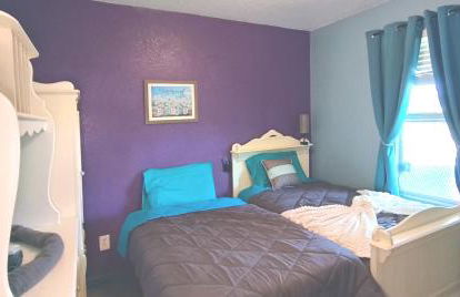 Ultimate Game Room Oasis for 12 - Private Patio - BBQ - 2 Kings - 6 TVs - Full-Body Massage Chair - Foto 32