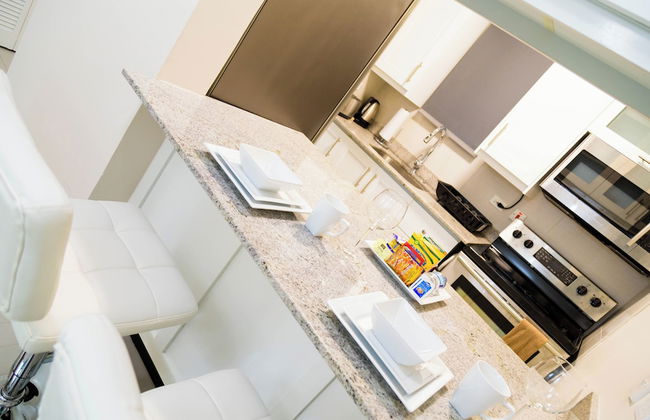 CTBH at EI8HT Super Studios - Foto 11