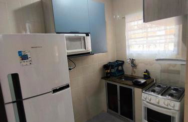 Apartamento Pé na Areia com Garagem no Centro Mongaguá - Foto 9