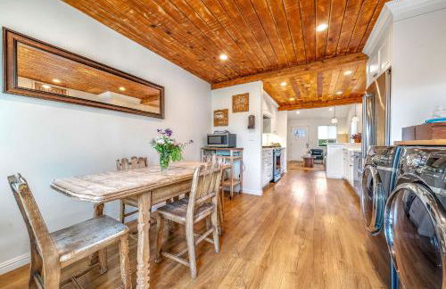 Charming 2 BDR Seaside Cottage - 5 Min to Beach - Foto 46