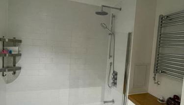 Newly Furnish 2 bedroom Flat - Foto 5, towels, Shower
