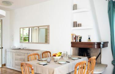 Casa Olivia - Casa indipendente nel centro di Cannigione a 3 minuti a piedi dal lungomare, 5 minuti a piedi dalla spiaggia più vicina e vicinissima alle spiagge più belle della Costa Smeralda - Foto 17