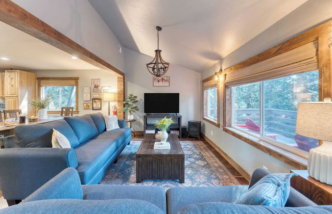 Washoe Way by Avantstay Luxury Tahoe Retreat A+ Location w/ Beach Access - Photo 6