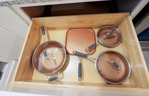 Spacious home away from home! Hot tub! - Photo 26